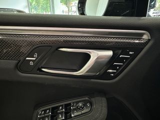 Porsche Macan GTS 2024