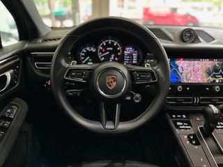Porsche Macan GTS 2024