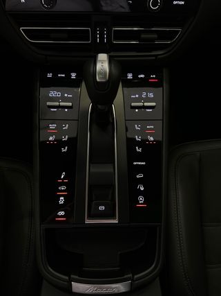 Porsche Macan GTS 2024
