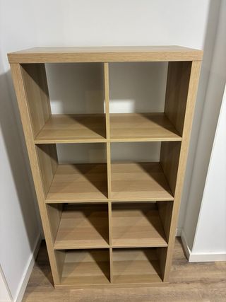 Estantería modular de madera.
147x77x40