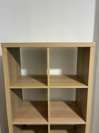 Estantería modular de madera.
147x77x40