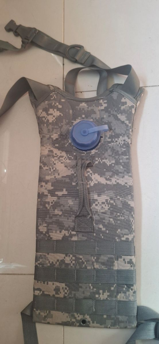 OFERTA EXPRESS Bolsa de hidratación Molle 2 US UCP