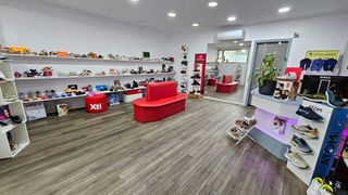 Local comercial en alquiler en Centre en Castelldefels