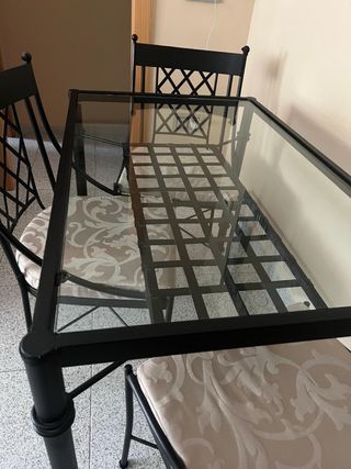 Mesa y 4 Sillas Hierro Forjado Cristal