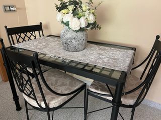 Mesa y 4 Sillas Hierro Forjado Cristal