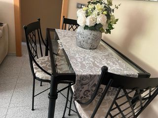 Mesa y 4 Sillas Hierro Forjado Cristal
