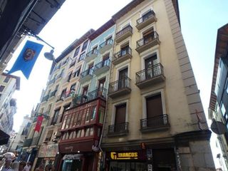 Piso en alquiler en Casco Antiguo en Pamplona