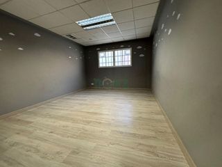 Local comercial en alquiler en Centro en Ourense