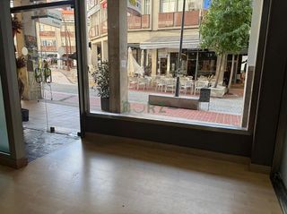 Local comercial en alquiler en Centro en Ourense