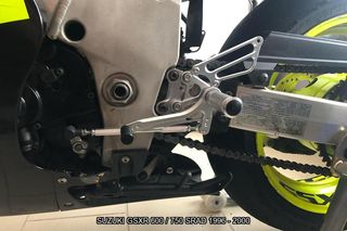 Estriberas retrasadas SUZUKI GSXR 600 750 1996