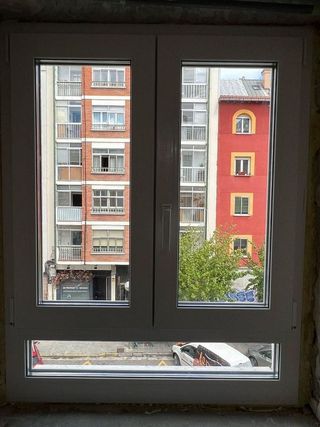 Piso en venta en Plaza España - Villa Pilar - Reyes Católicos - Vadillos en Burgos