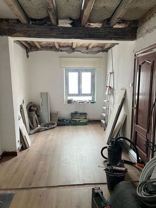 Piso en venta en Plaza España - Villa Pilar - Reyes Católicos - Vadillos en Burgos