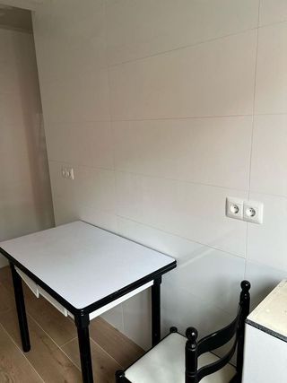 Piso en venta en Plaza España - Villa Pilar - Reyes Católicos - Vadillos en Burgos