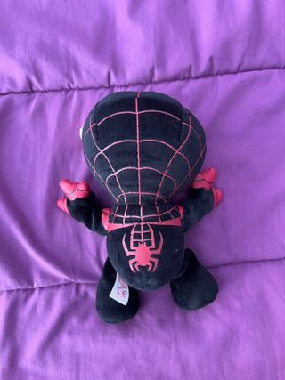 Peluche Spiderman Negro y Rojo