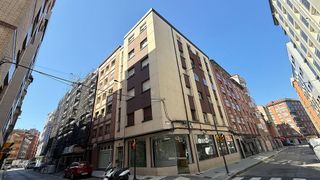 Piso en venta en El Llano en Gijón
