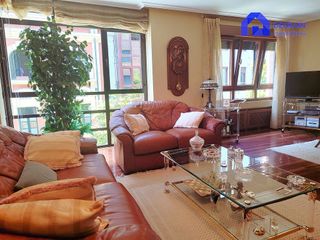 Piso en venta en Zona Teatro Campoamor en Oviedo