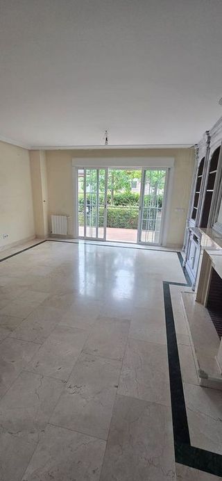 Casa adosada en alquiler en Prado de Somosaguas en Pozuelo de Alarcón