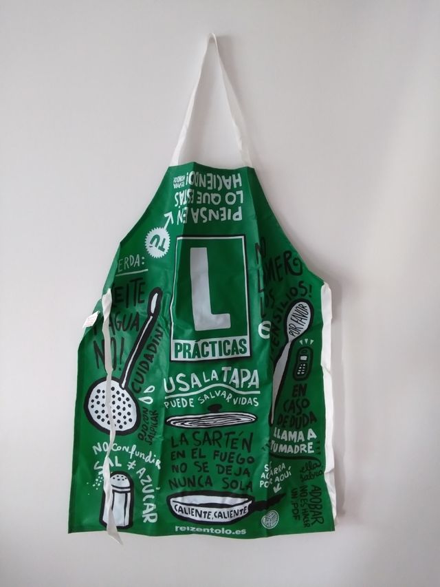 Delantal divertido de Rei Zentolo