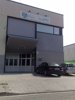 Nave industrial en alquiler en Vilablareix