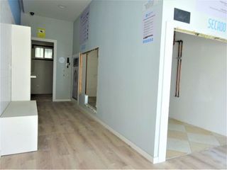 Local comercial en alquiler en Os Mallos - San Cristóbal en Coruña (A)