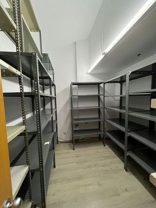 Oficina en alquiler en La Calzada en Sevilla