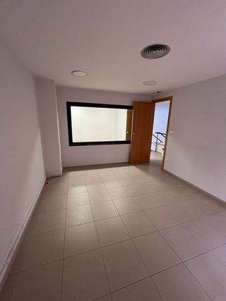 Oficina en alquiler en La Calzada en Sevilla