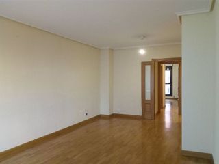 Piso en alquiler en Antigua Estación FFCC - San Agustín en Burgos