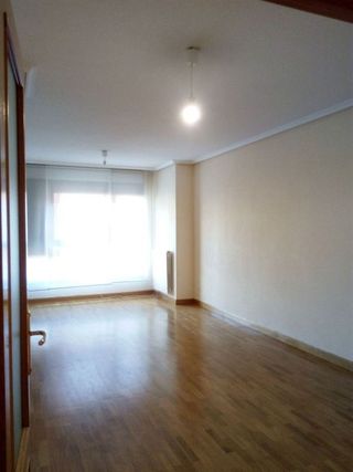 Piso en alquiler en Antigua Estación FFCC - San Agustín en Burgos