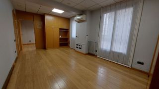 Oficina en alquiler en Centro en Logroño