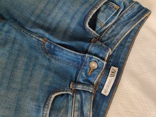 Pantalones vaqueros Zara azules