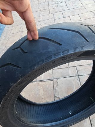 Neumático Pirelli Diablo Rosso II 
160/60 ZR17