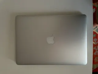 Macbook Air 2017 “13 i7 8GB