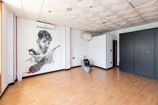 Local comercial en venta en Polígono Cartuja – La Paz en Granada