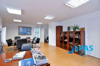 Oficina en venta en Numancia - San Fernando en Santander