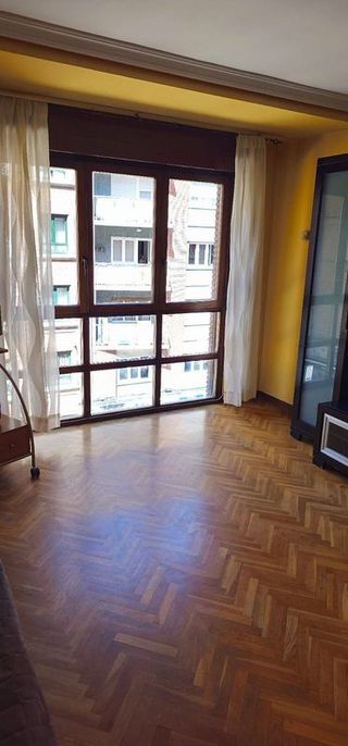 Piso en venta en Zona Teatro Campoamor en Oviedo
