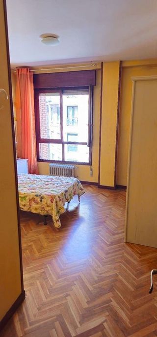 Piso en venta en Zona Teatro Campoamor en Oviedo
