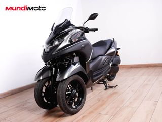 YAMAHA TRICITY 300 