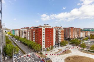 Piso en venta en Amara - Berri en San Sebastián-Donostia