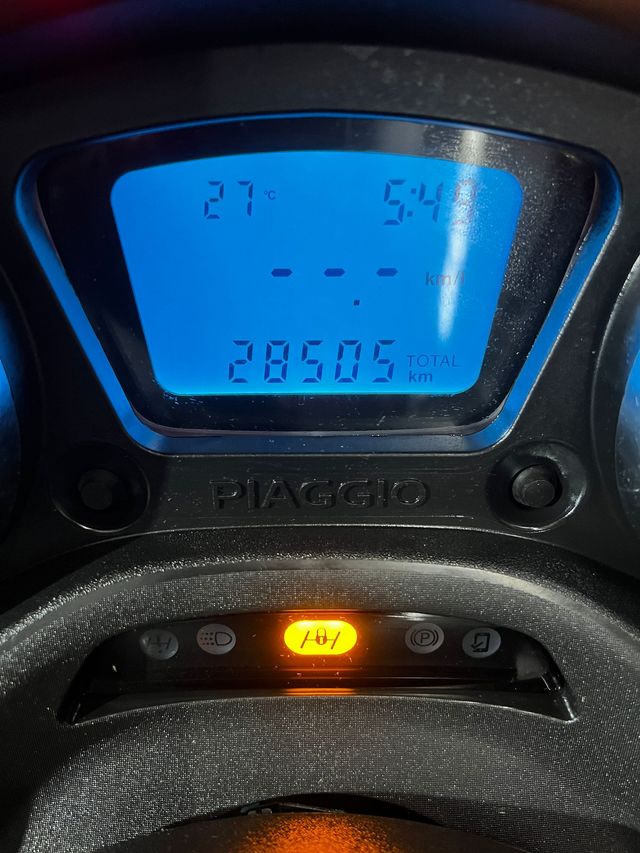 Piaggio MP3 300 Sport 2023