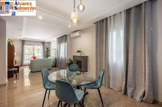 Chalet en venta en Pajaritos - Plaza de Toros en Granada