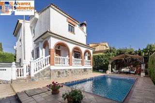 Chalet en venta en Gójar