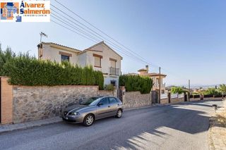 Chalet en venta en Gójar