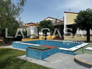 Chalet en venta en Montequinto en Dos Hermanas