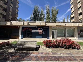 Local comercial en alquiler en Huerta del Rey en Valladolid