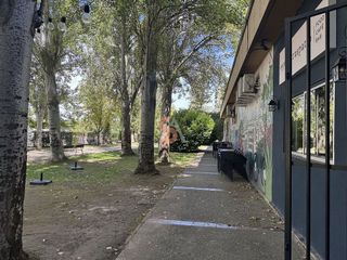 Local comercial en alquiler en Huerta del Rey en Valladolid