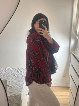 Chaqueta Zara cuadros roja