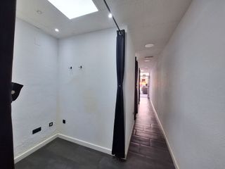 Local comercial en alquiler en El Llano en Gijón