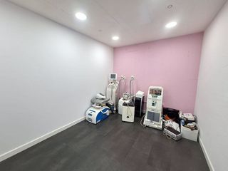 Local comercial en alquiler en El Llano en Gijón