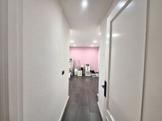 Local comercial en alquiler en El Llano en Gijón