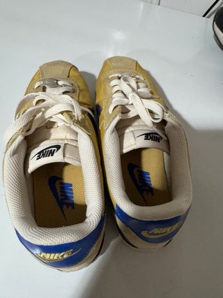 Zapatillas Nike Cortez Azul y Amarillo